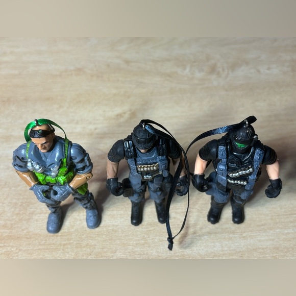 Soldier Christmas Ornament Combat, Tactical - Picture 3 of 8